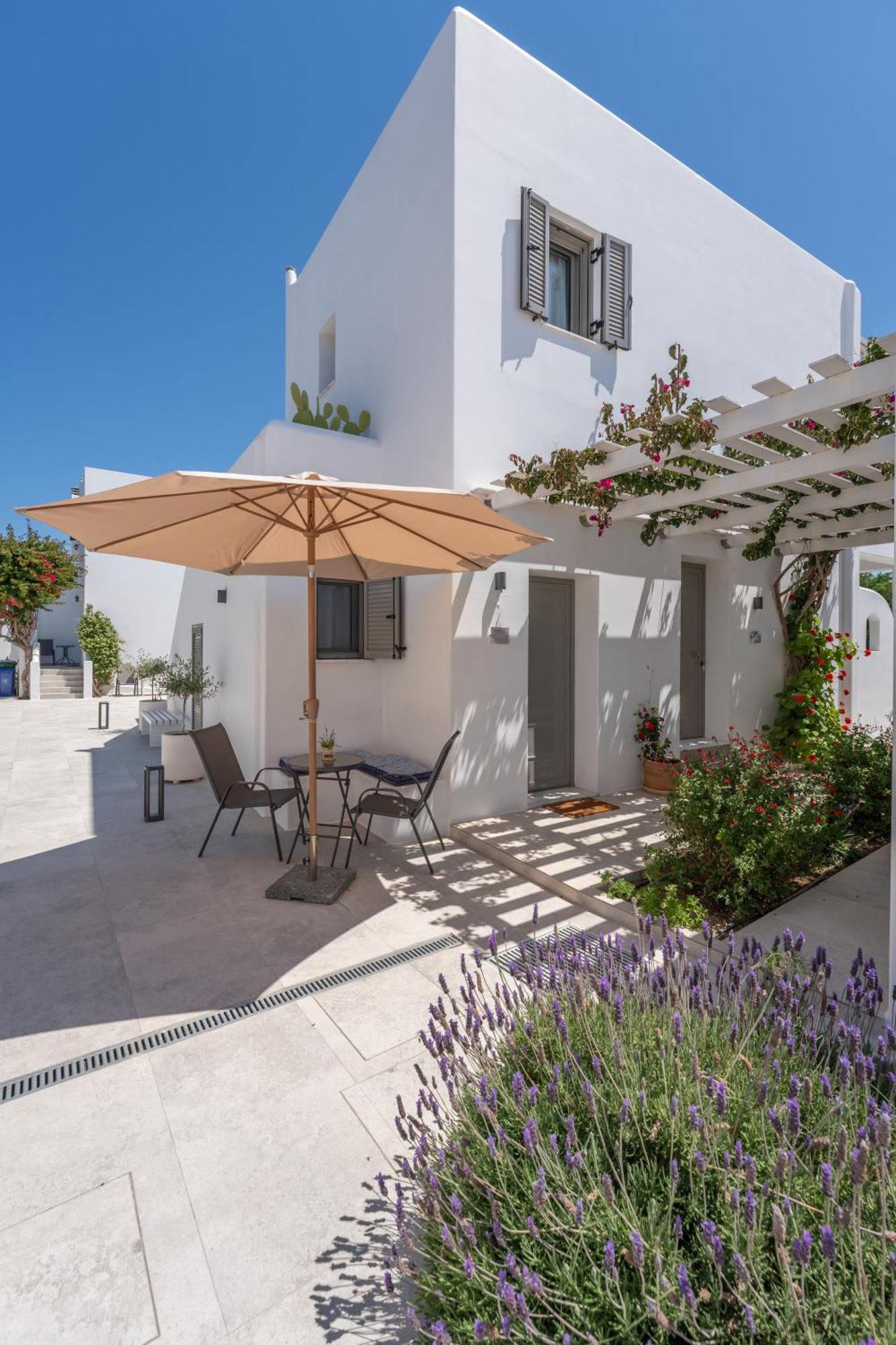 Yiasemi Skyros